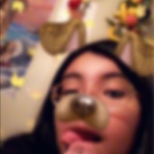 Meet your Posher, Anayeli